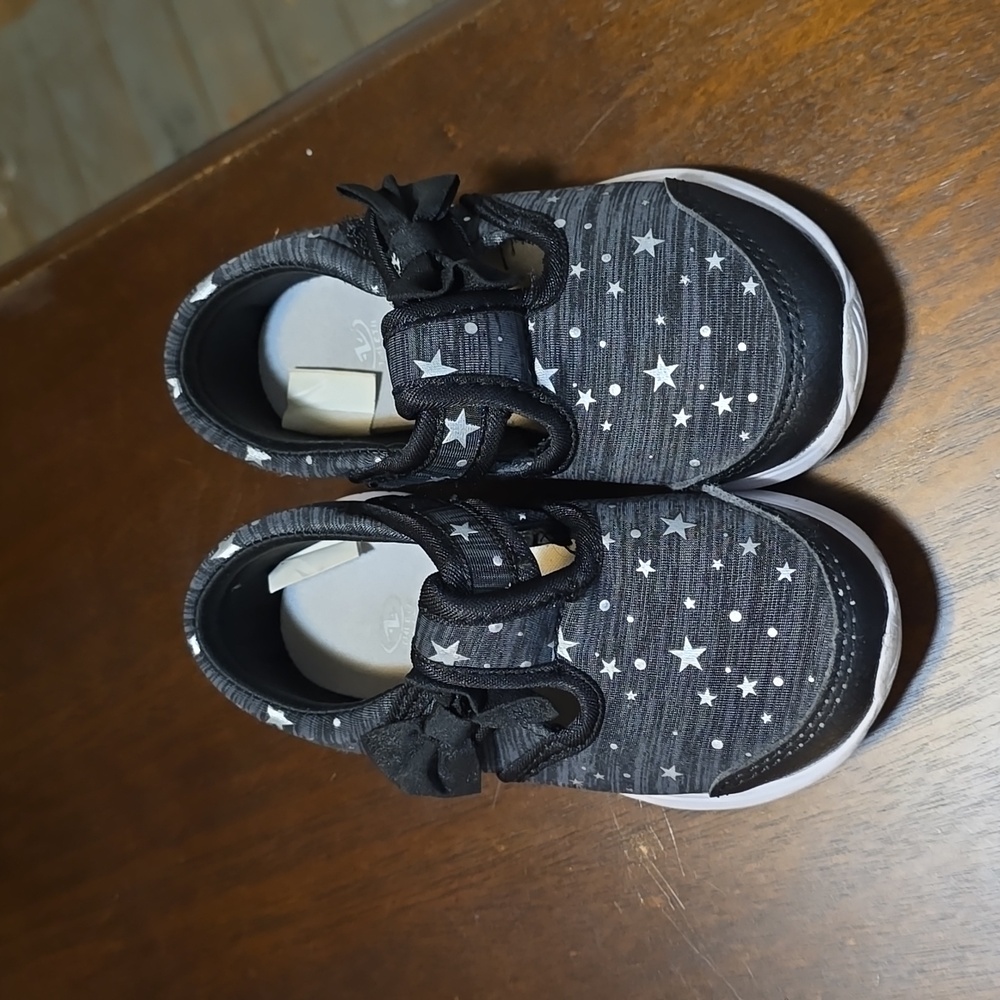 Athletic Works Toddler Girl Sneakers ‎ Size 8